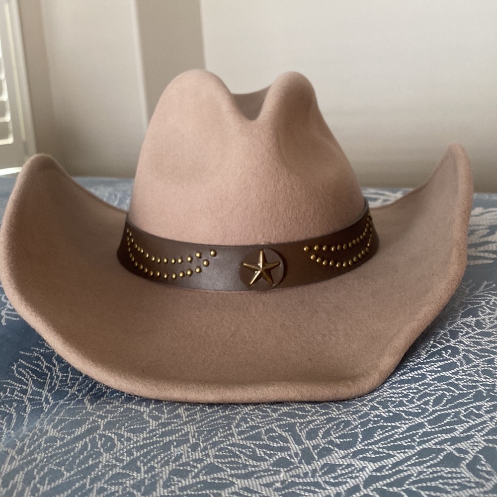 Run Muck by Bullhide Hats - size Medium